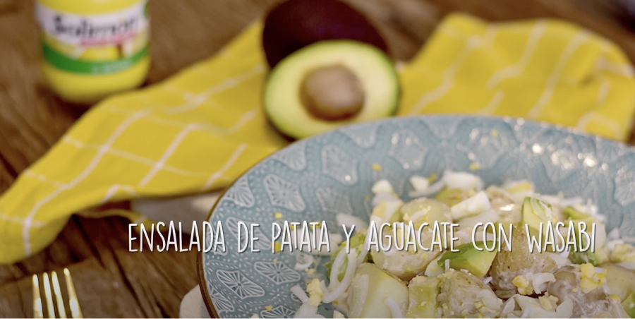 Ensalada de patata y aguacate con wasabi